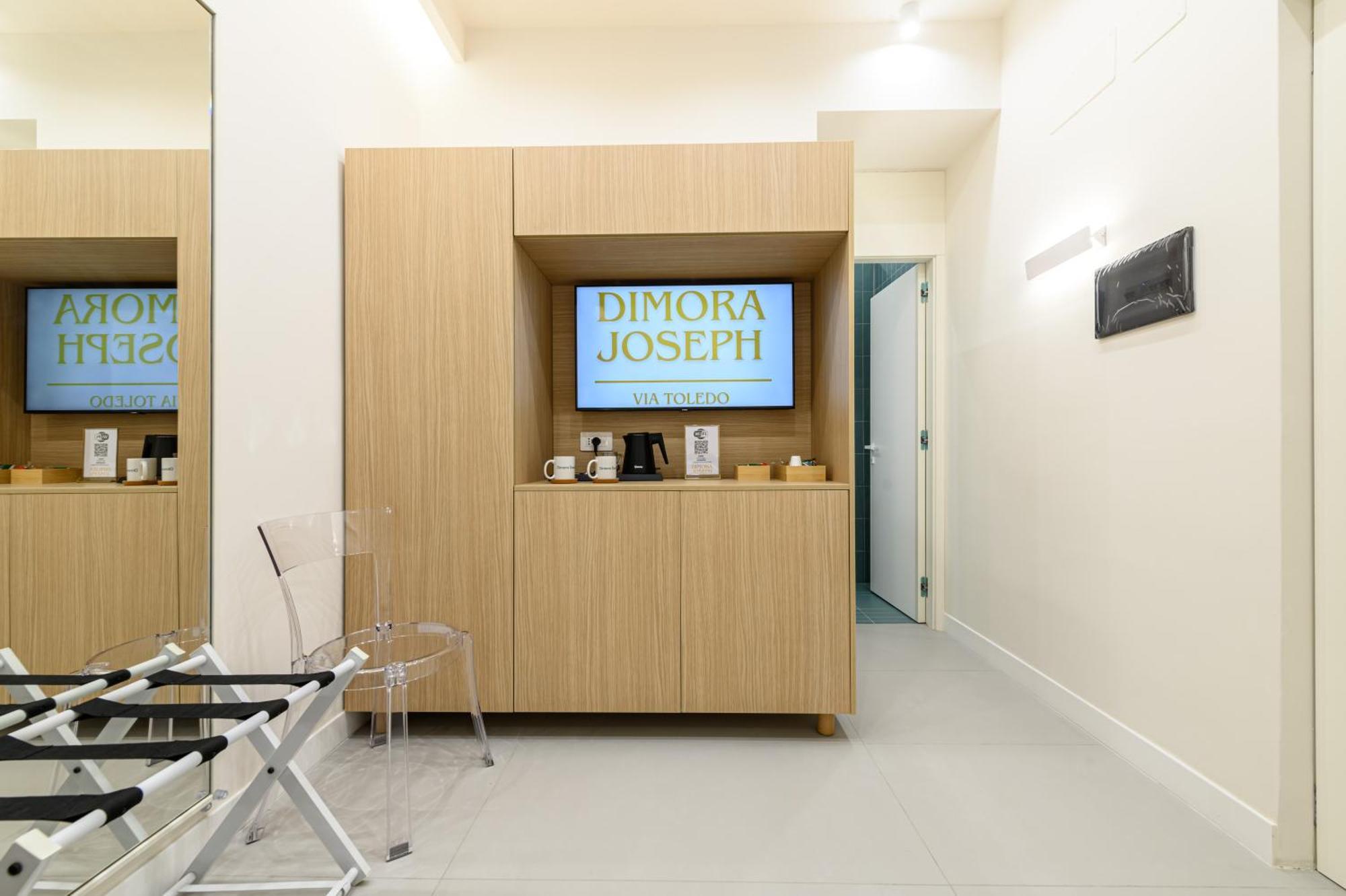 Dimora Joseph Via Toledo Hotel Napoli Ngoại thất bức ảnh