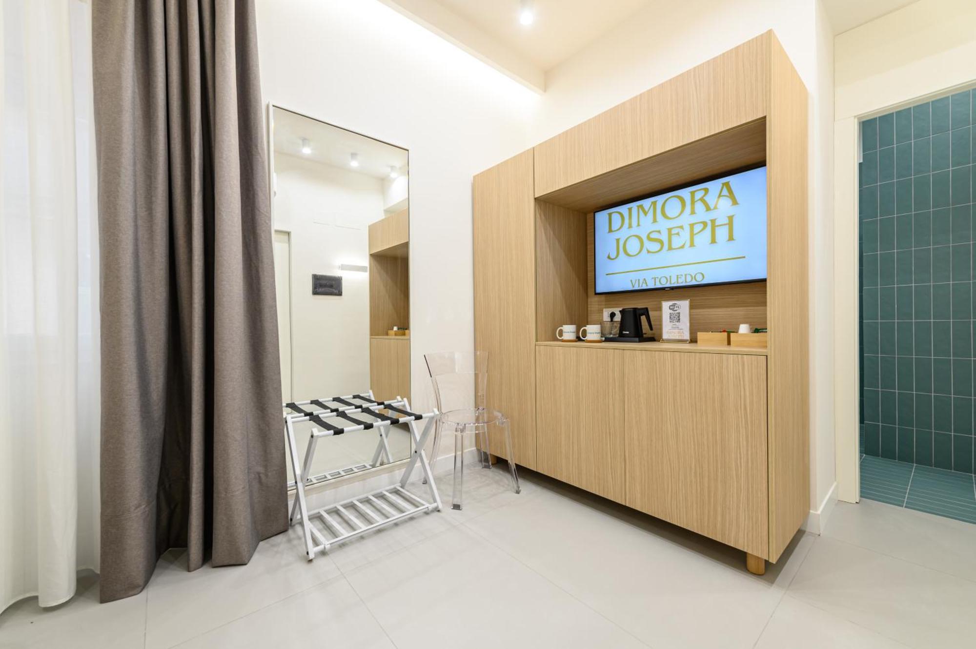 Dimora Joseph Via Toledo Hotel Napoli Ngoại thất bức ảnh
